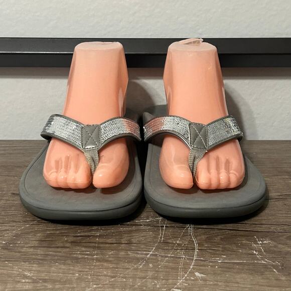 Vionic Tide Sequins Women’s Comfort Sandals Flip-Flops Shoes Size 11 Gray - Picture 2 of 8